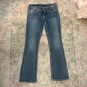 Silver Jeans Women's Boot Cut in Classic Blue